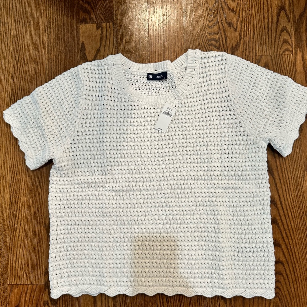 Gap white crochet sweater size M
